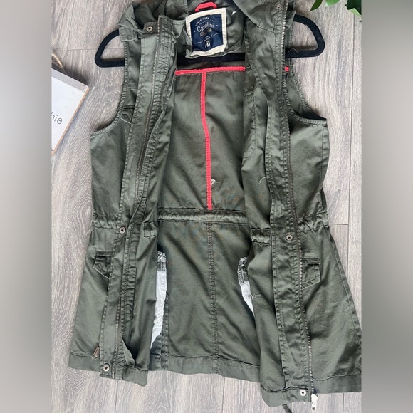 Cavalini Army Green Hooded Cotton Utility Vest w Toggle Drawstring Waist Sz PM - Picture 7 of 12